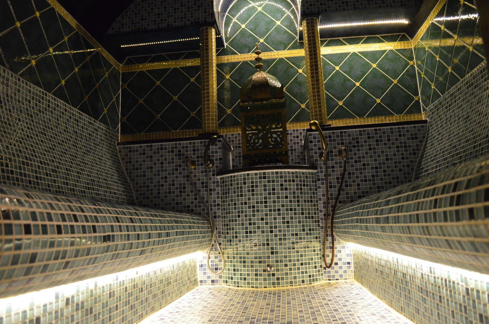 Iris Spa Loutra Edipsou  Exterior photo